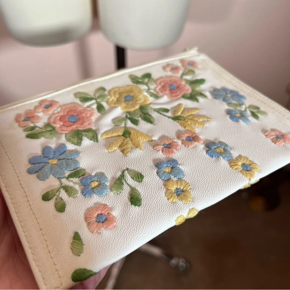 Vintage 40 50 Retro white Leather Pastel embroidered Cottagecore Clutch mini Bag - Picture 5 of 16